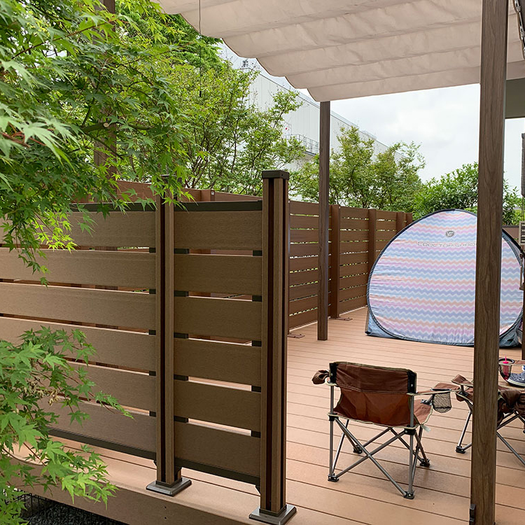 ウッドデッキ 施工事例 グリーンケア お庭と外構のデザイン リフォーム