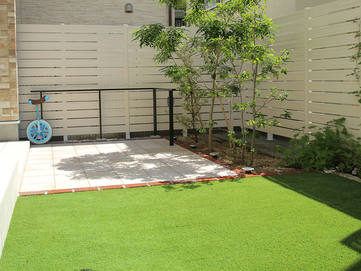 人工芝でお庭の雑草対策 グリーンケア お庭のデザイン リフォーム